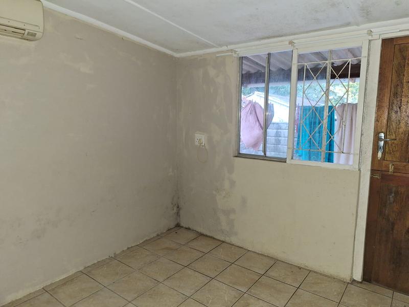 2 Bedroom Property for Sale in Umkomaas KwaZulu-Natal