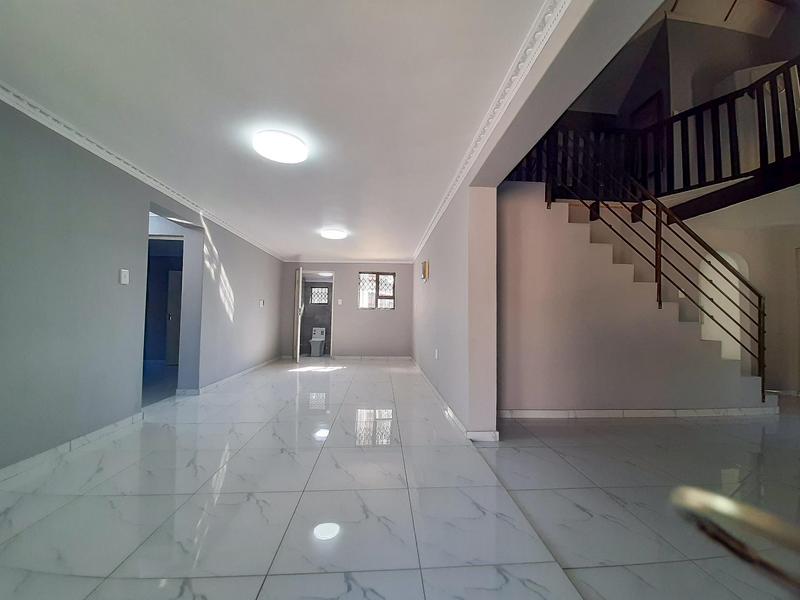 To Let 3 Bedroom Property for Rent in Birdswood KwaZulu-Natal