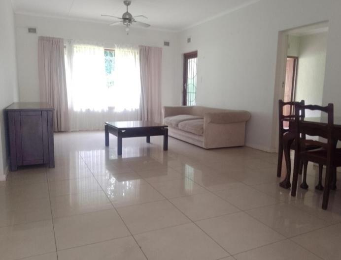 To Let 3 Bedroom Property for Rent in Umtentweni KwaZulu-Natal