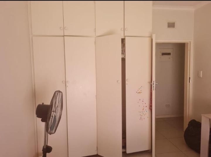 To Let 3 Bedroom Property for Rent in Umtentweni KwaZulu-Natal