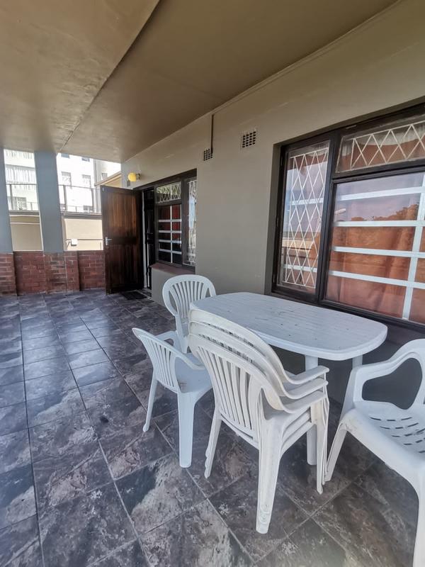 To Let 2 Bedroom Property for Rent in Margate KwaZulu-Natal