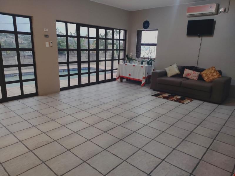 3 Bedroom Property for Sale in Queensburgh KwaZulu-Natal