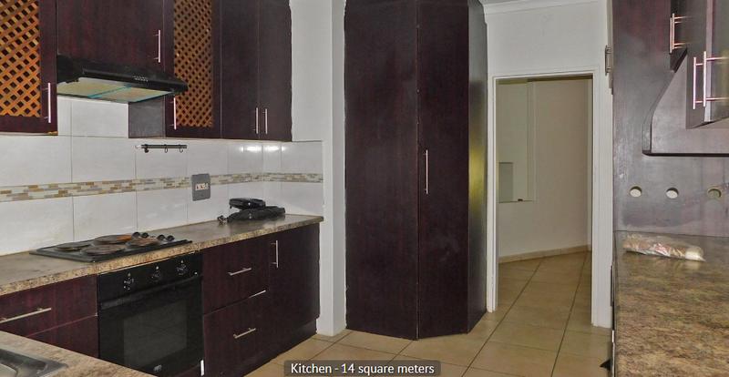 4 Bedroom Property for Sale in Montclair KwaZulu-Natal