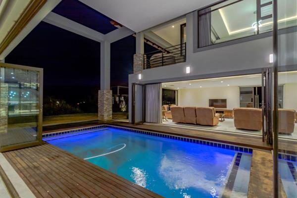 6 Bedroom Property for Sale in Izinga Ridge KwaZulu-Natal