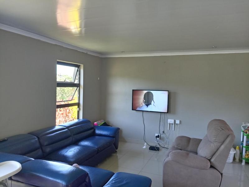 2 Bedroom Property for Sale in Lovu KwaZulu-Natal