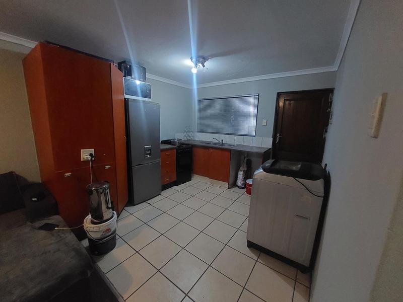 2 Bedroom Property for Sale in Montclair KwaZulu-Natal