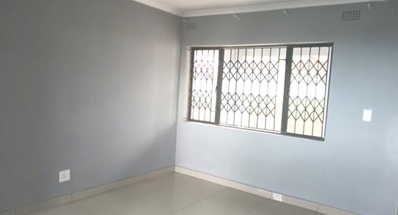 3 Bedroom Property for Sale in Ntuzuma KwaZulu-Natal