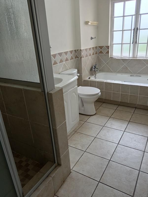 To Let 3 Bedroom Property for Rent in Willard Beach KwaZulu-Natal