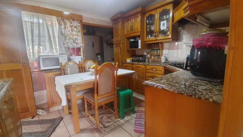 2 Bedroom Property for Sale in Bombay Heights KwaZulu-Natal