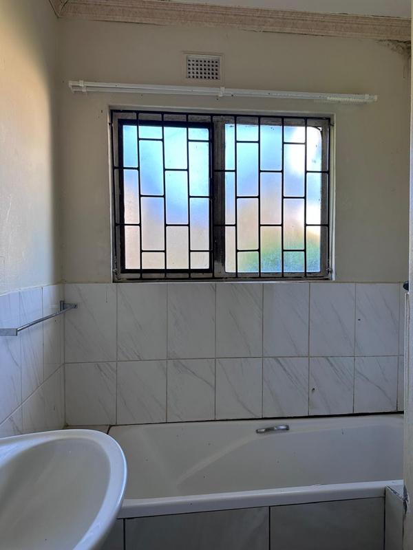 3 Bedroom Property for Sale in Empangeni Central KwaZulu-Natal