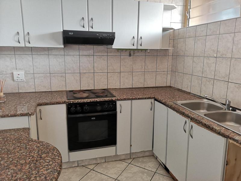 To Let 3 Bedroom Property for Rent in Amanzimtoti KwaZulu-Natal