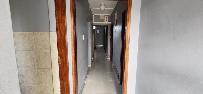 To Let commercial Property for Rent in Umkomaas KwaZulu-Natal