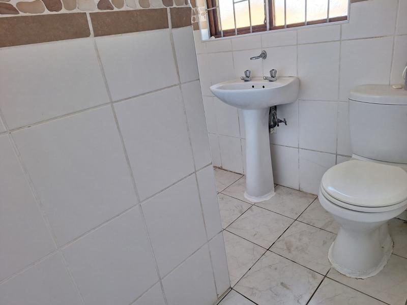 2 Bedroom Property for Sale in Scottburgh KwaZulu-Natal