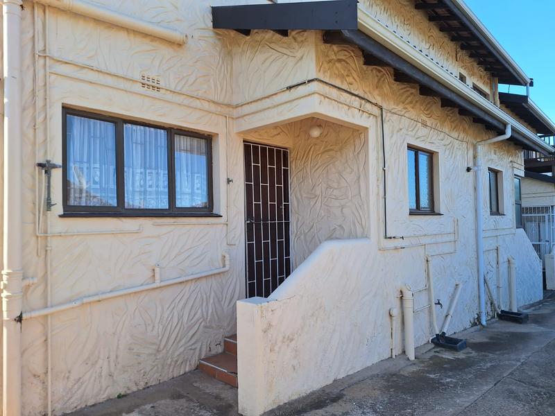 2 Bedroom Property for Sale in Scottburgh KwaZulu-Natal