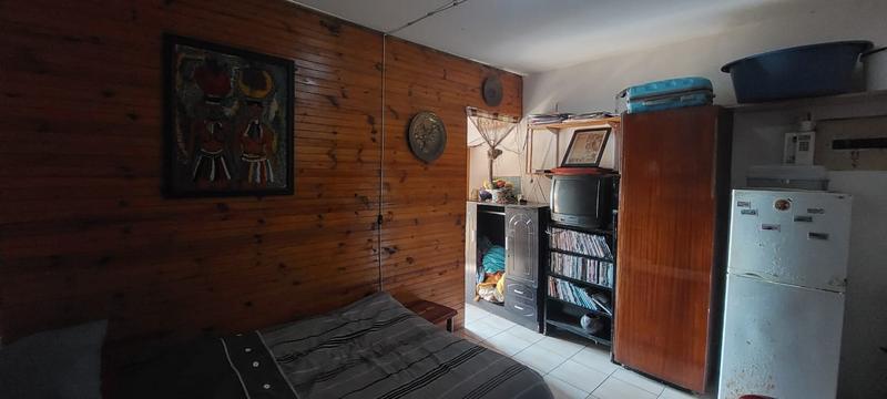 1 Bedroom Property for Sale in Empangeni Central KwaZulu-Natal