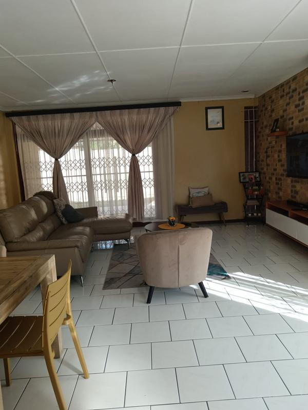 3 Bedroom Property for Sale in Woodhaven KwaZulu-Natal