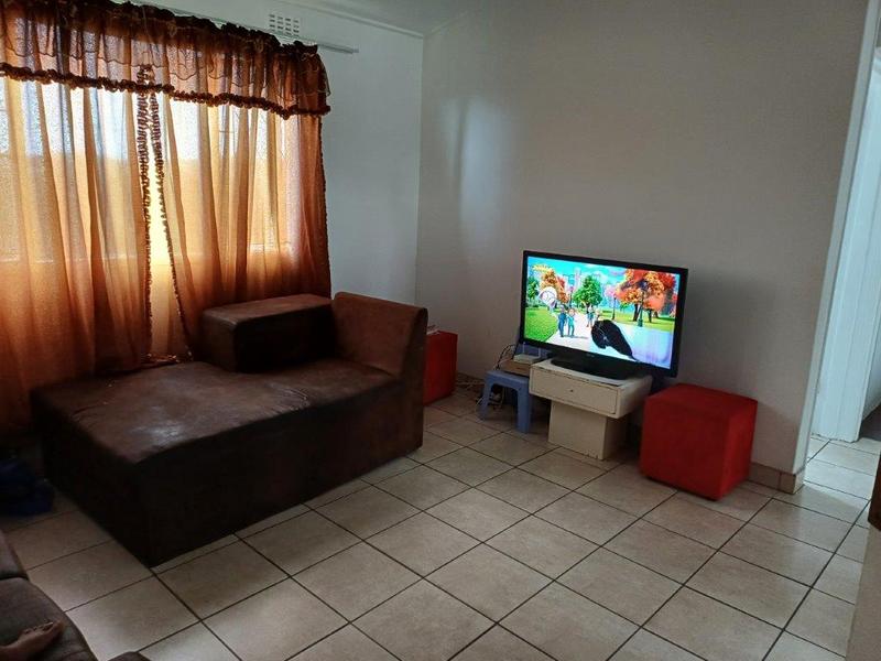 2 Bedroom Property for Sale in Hillary KwaZulu-Natal