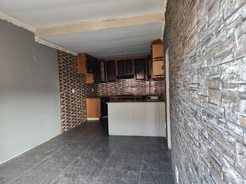 To Let 2 Bedroom Property for Rent in Chatsworth KwaZulu-Natal