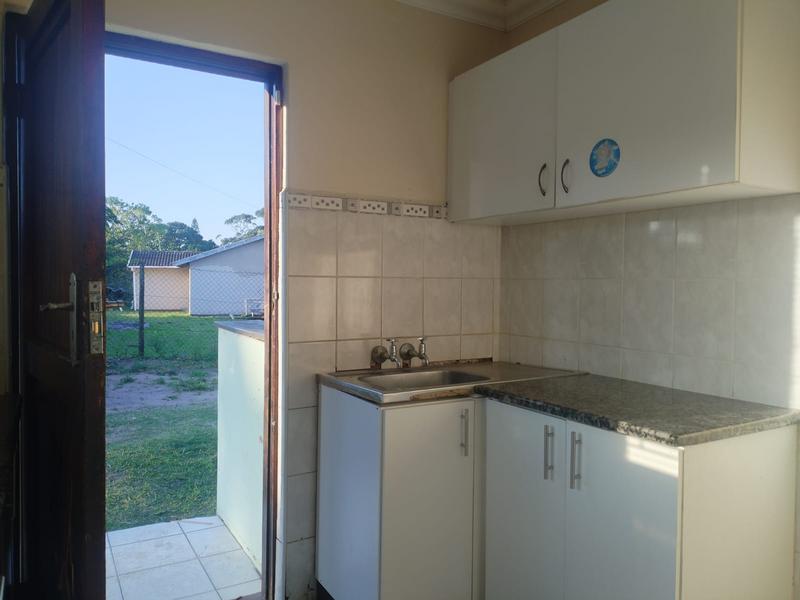 To Let 3 Bedroom Property for Rent in Margate KwaZulu-Natal