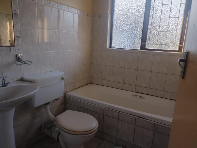 To Let 3 Bedroom Property for Rent in Margate KwaZulu-Natal