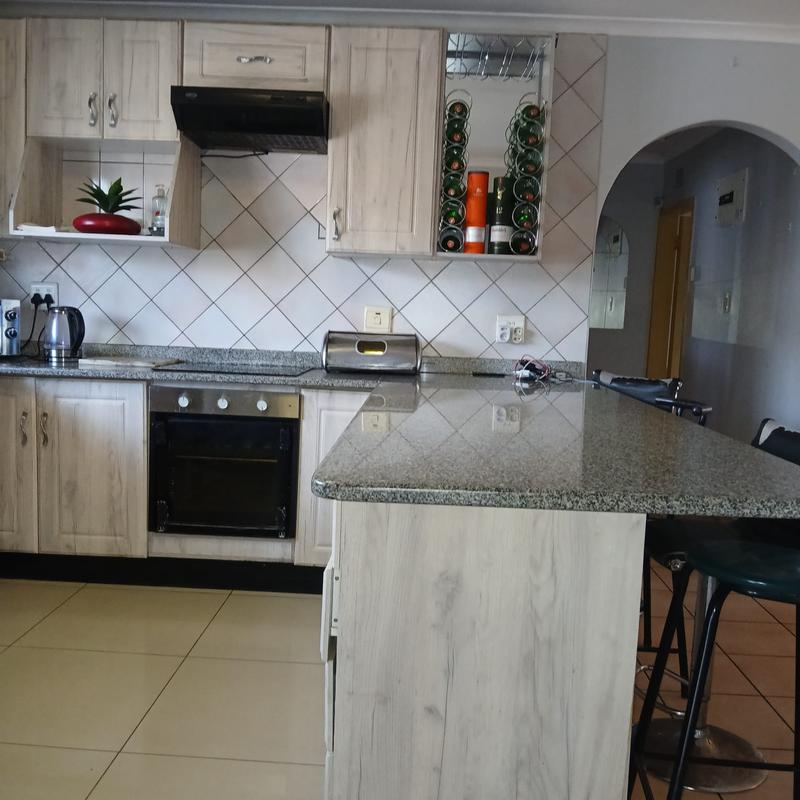 To Let 2 Bedroom Property for Rent in Montclair KwaZulu-Natal