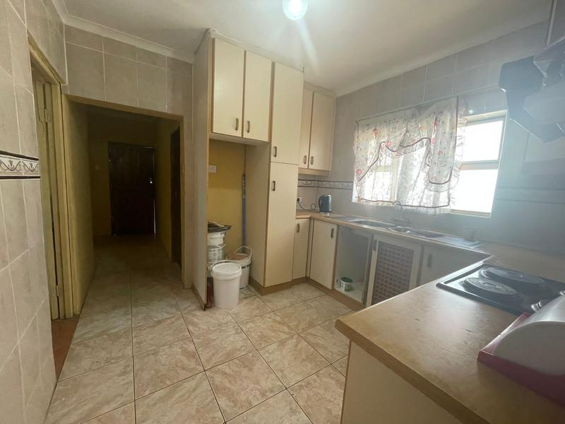 3 Bedroom Property for Sale in Kwamashu KwaZulu-Natal