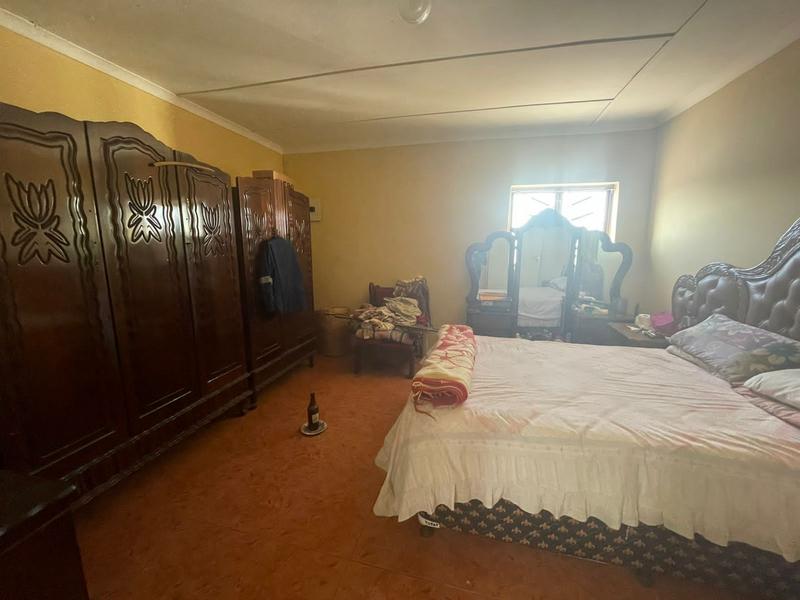 3 Bedroom Property for Sale in Kwamashu KwaZulu-Natal