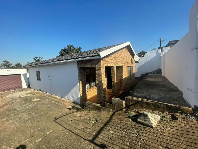 3 Bedroom Property for Sale in Kwamashu KwaZulu-Natal