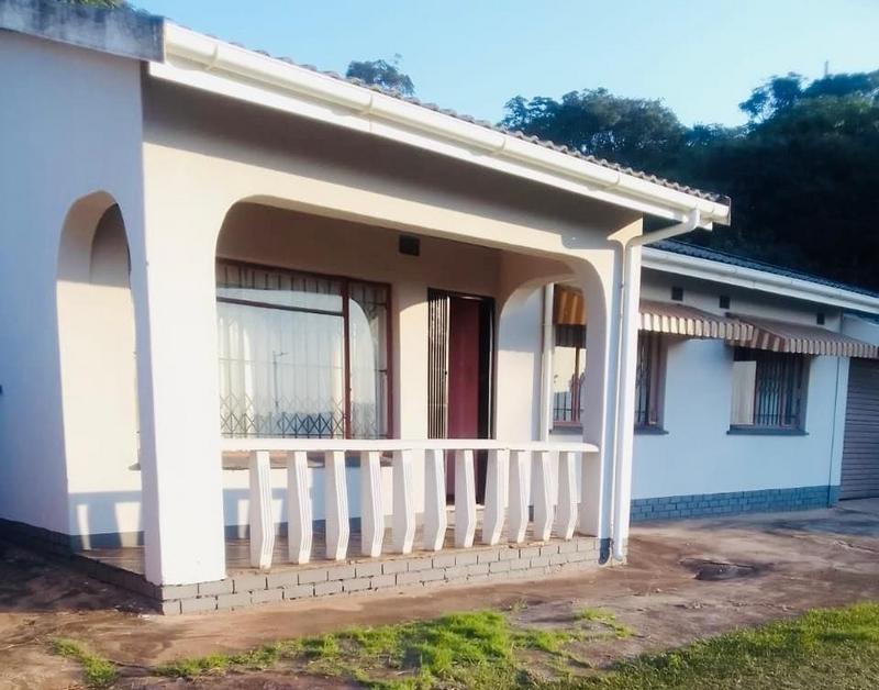 3 Bedroom Property for Sale in Umlazi KwaZulu-Natal