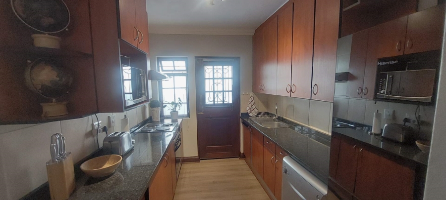 To Let 2 Bedroom Property for Rent in Waterkloof Limpopo