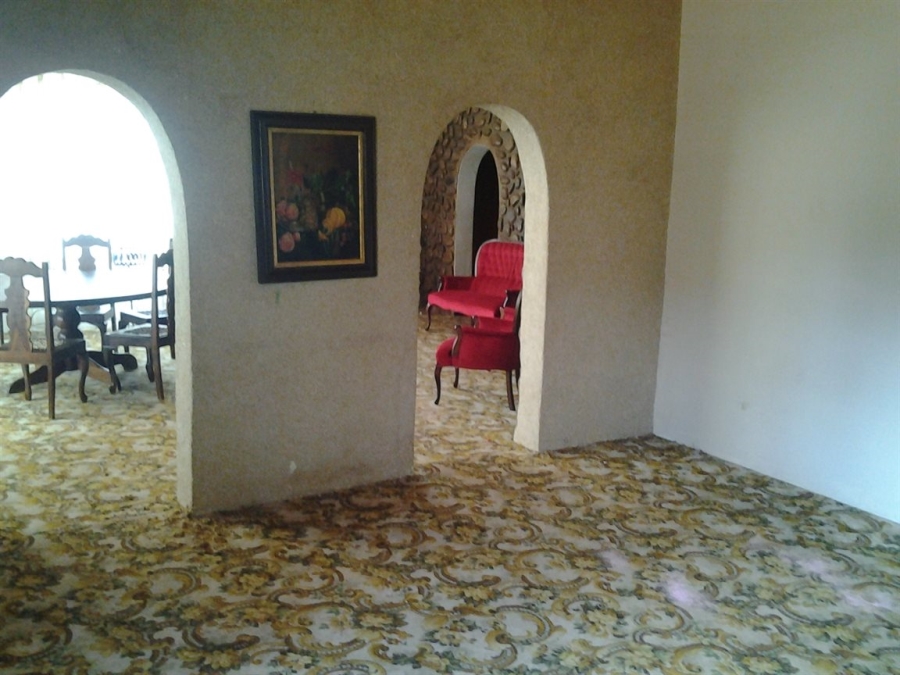 Commercial Property for Sale in Roossenekal AH Limpopo