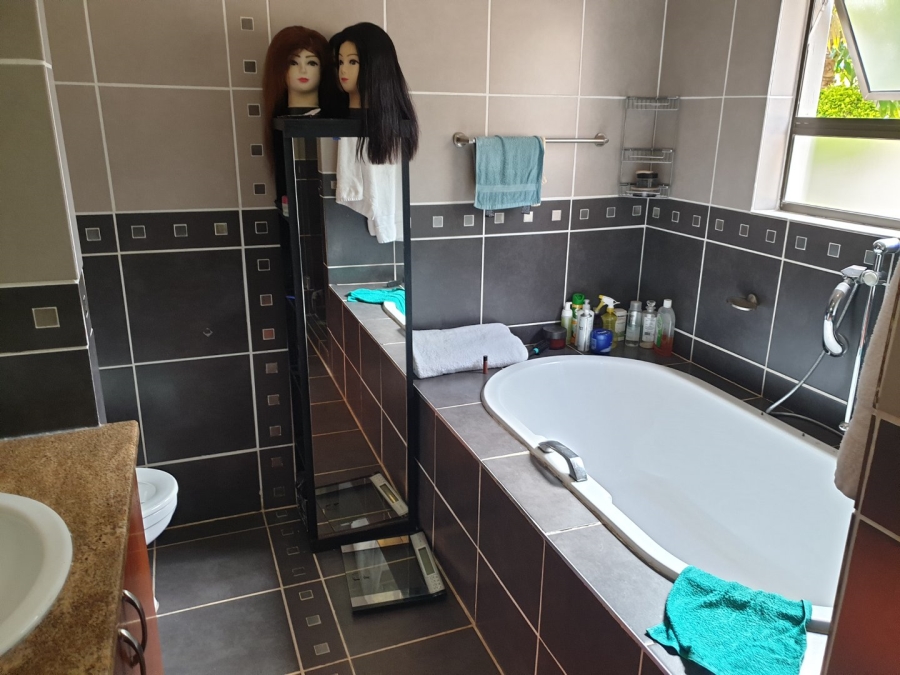 4 Bedroom Property for Sale in Bendor Limpopo