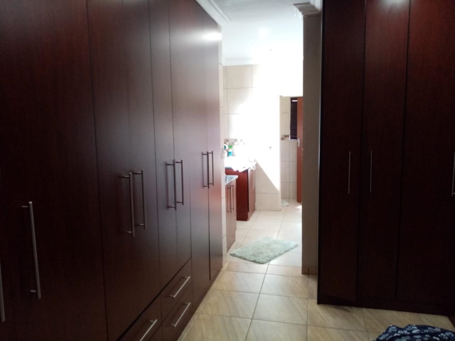 4 Bedroom Property for Sale in Bendor Limpopo