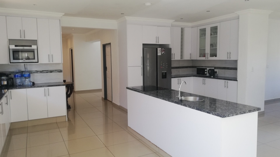 4 Bedroom Property for Sale in Woodhill Estate Limpopo