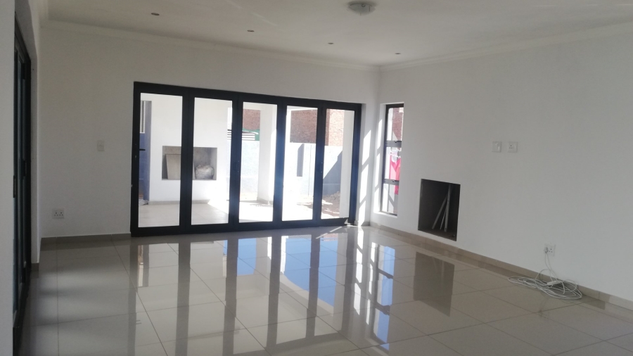 4 Bedroom Property for Sale in Woodhill Estate Limpopo