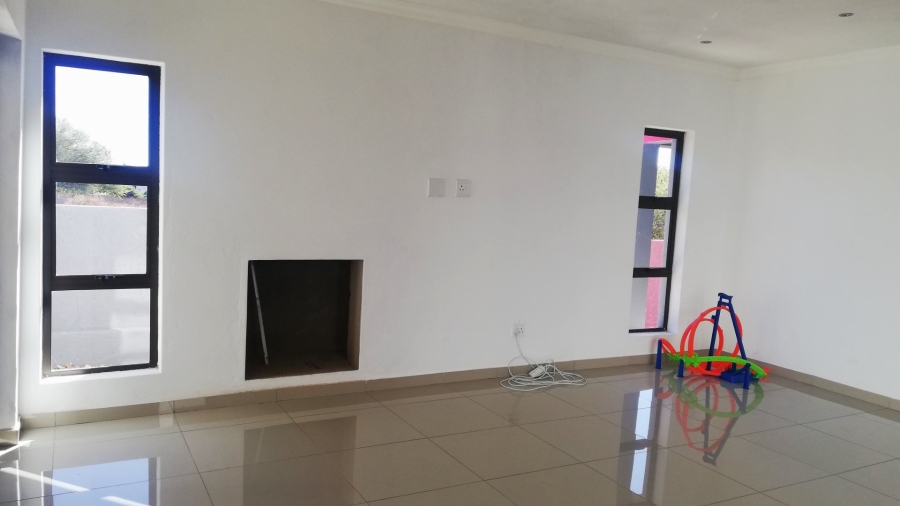 4 Bedroom Property for Sale in Woodhill Estate Limpopo