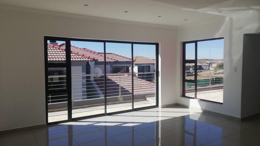 4 Bedroom Property for Sale in Woodhill Estate Limpopo