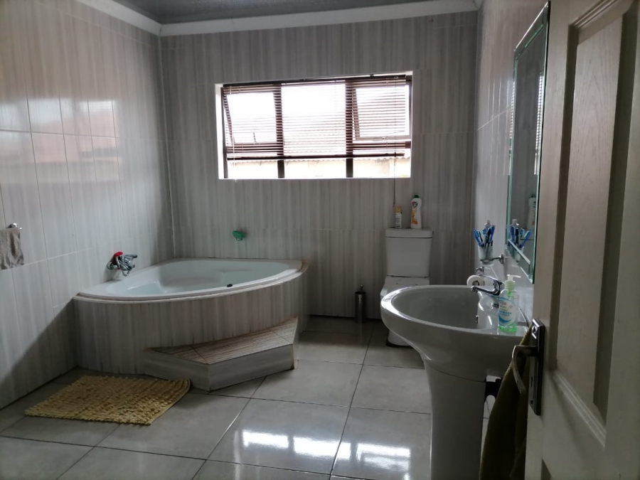 3 Bedroom Property for Sale in Medi Park Limpopo