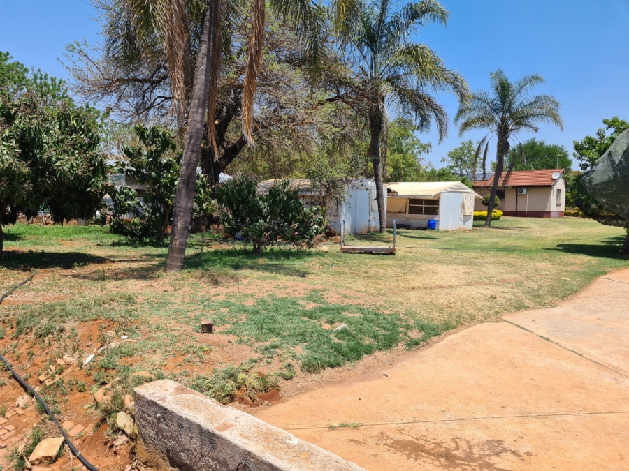 6 Bedroom Property for Sale in Broadlands Estate Limpopo