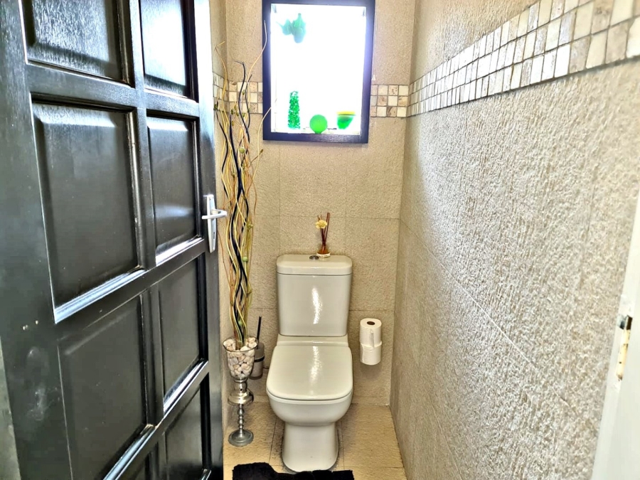 Commercial Property for Sale in Roodepoort Limpopo