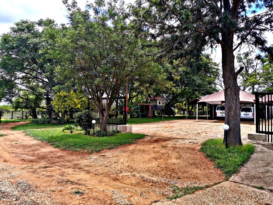 Commercial Property for Sale in Roodepoort Limpopo