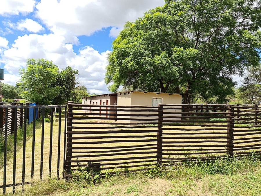 Commercial Property for Sale in Roodepoort Limpopo
