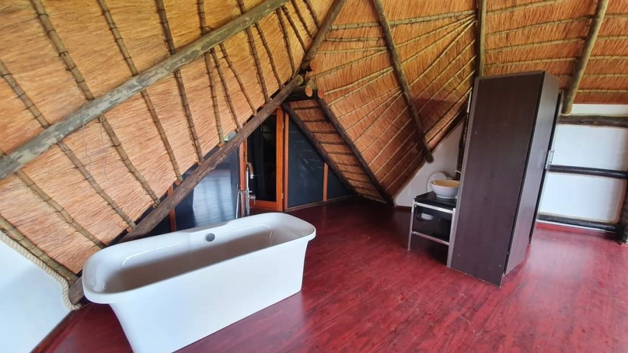 Commercial Property for Sale in Roodepoort Limpopo