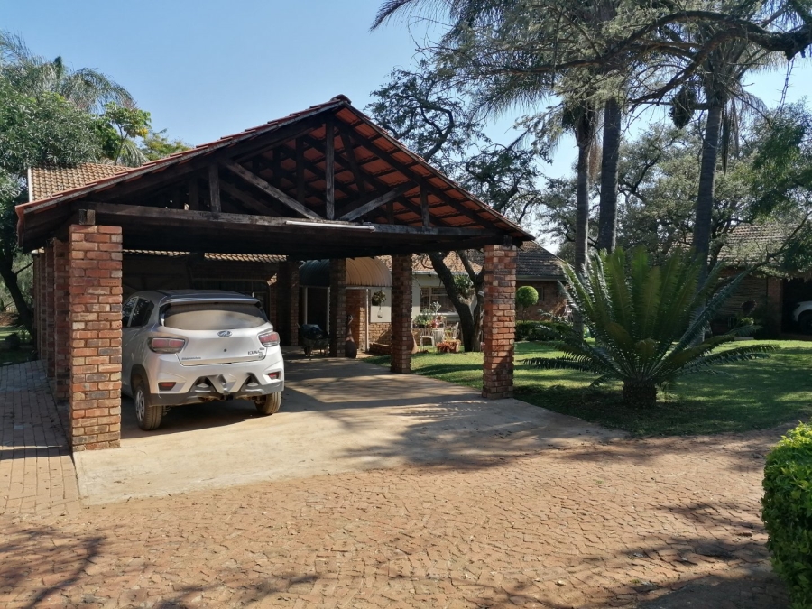 Commercial Property for Sale in Roodepoort Limpopo