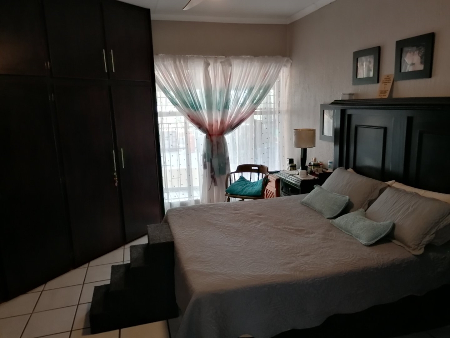 Commercial Property for Sale in Roodepoort Limpopo