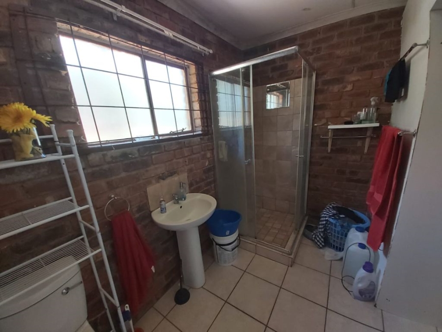 Commercial Property for Sale in Roodepoort Limpopo