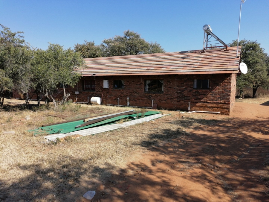 Commercial Property for Sale in Roodepoort Limpopo