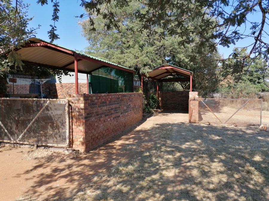 Commercial Property for Sale in Roodepoort Limpopo