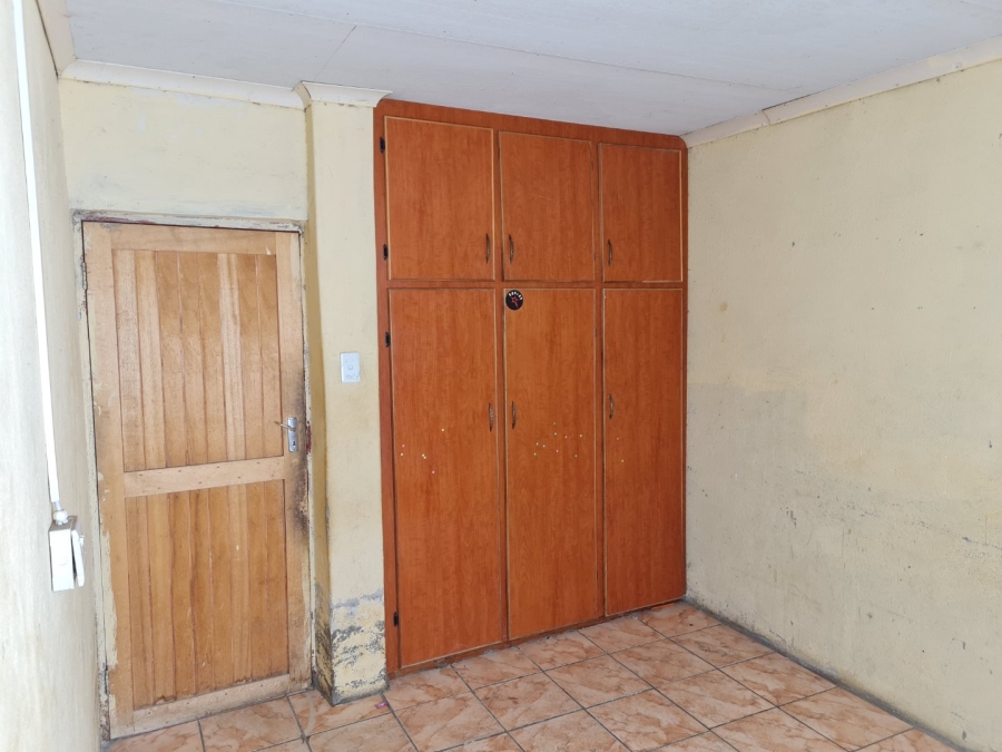 5 Bedroom Property for Sale in Ivy Park Limpopo