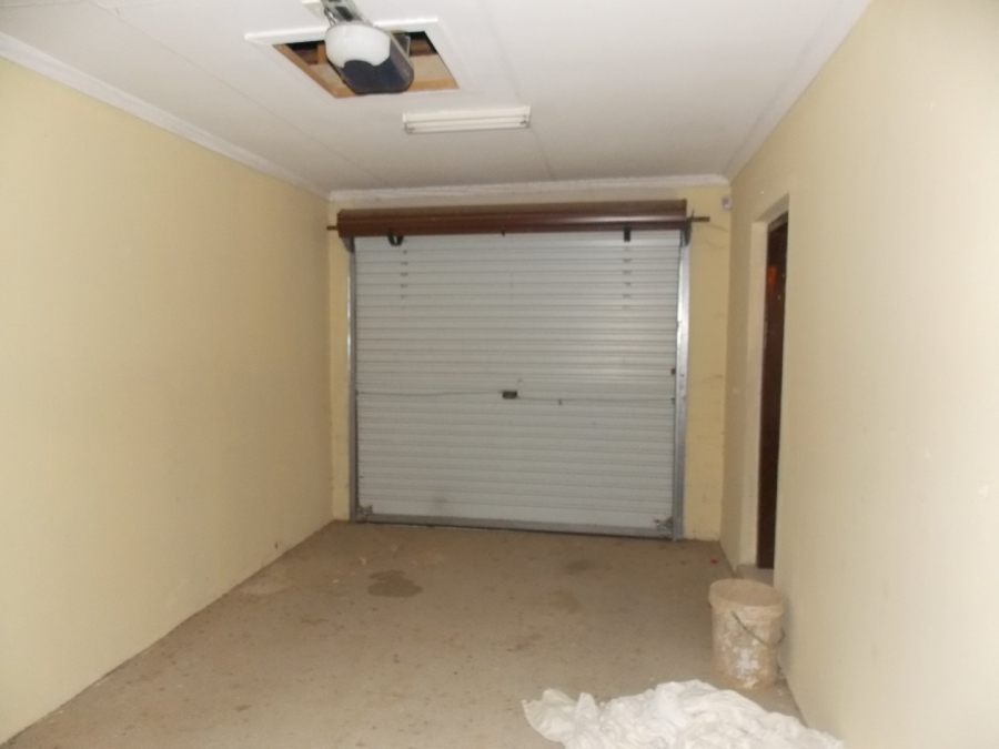 3 Bedroom Property for Sale in Mahlako-A-Phahla Gardens Limpopo